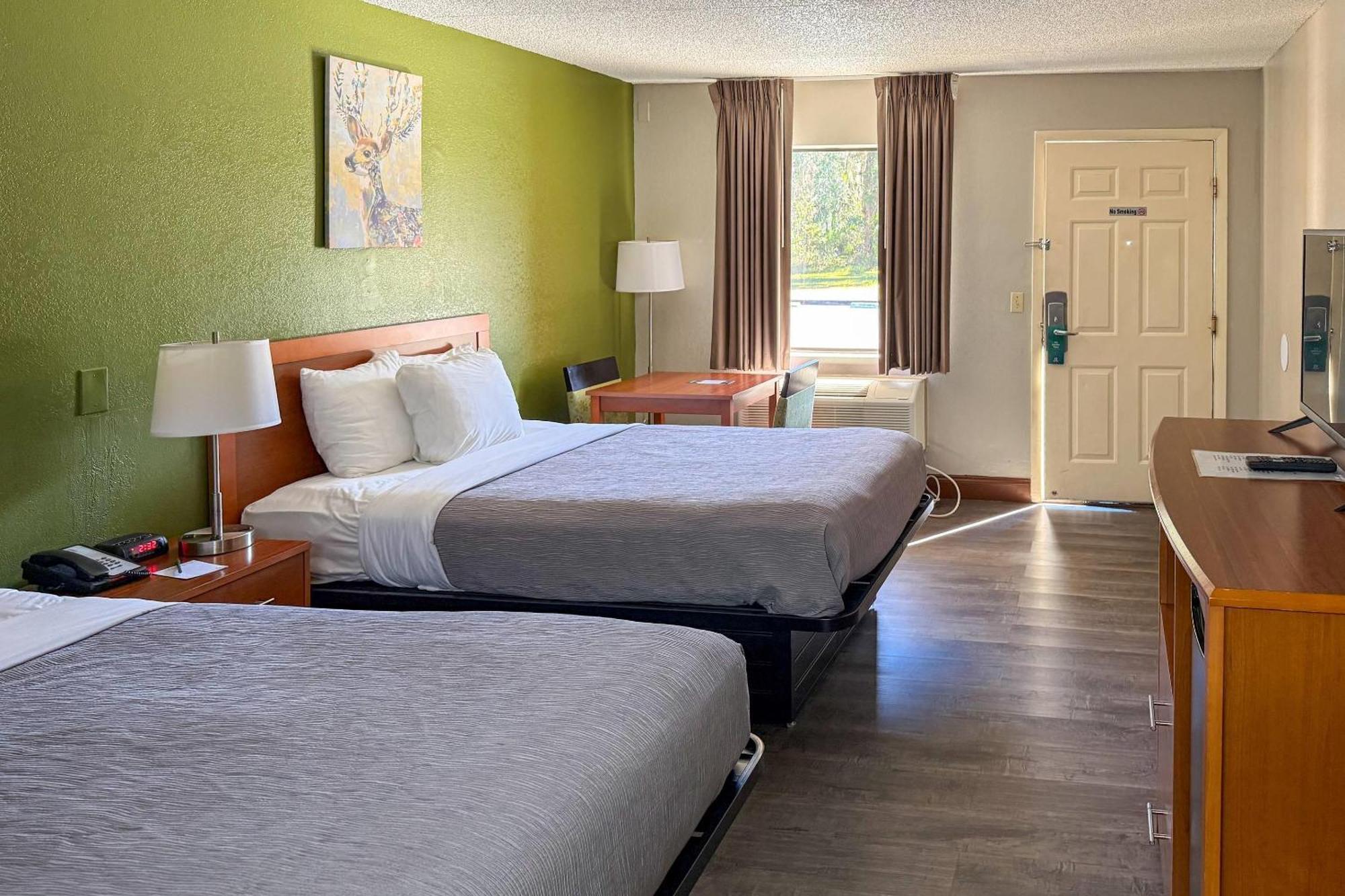 Double Room Two Double Beds Smoking