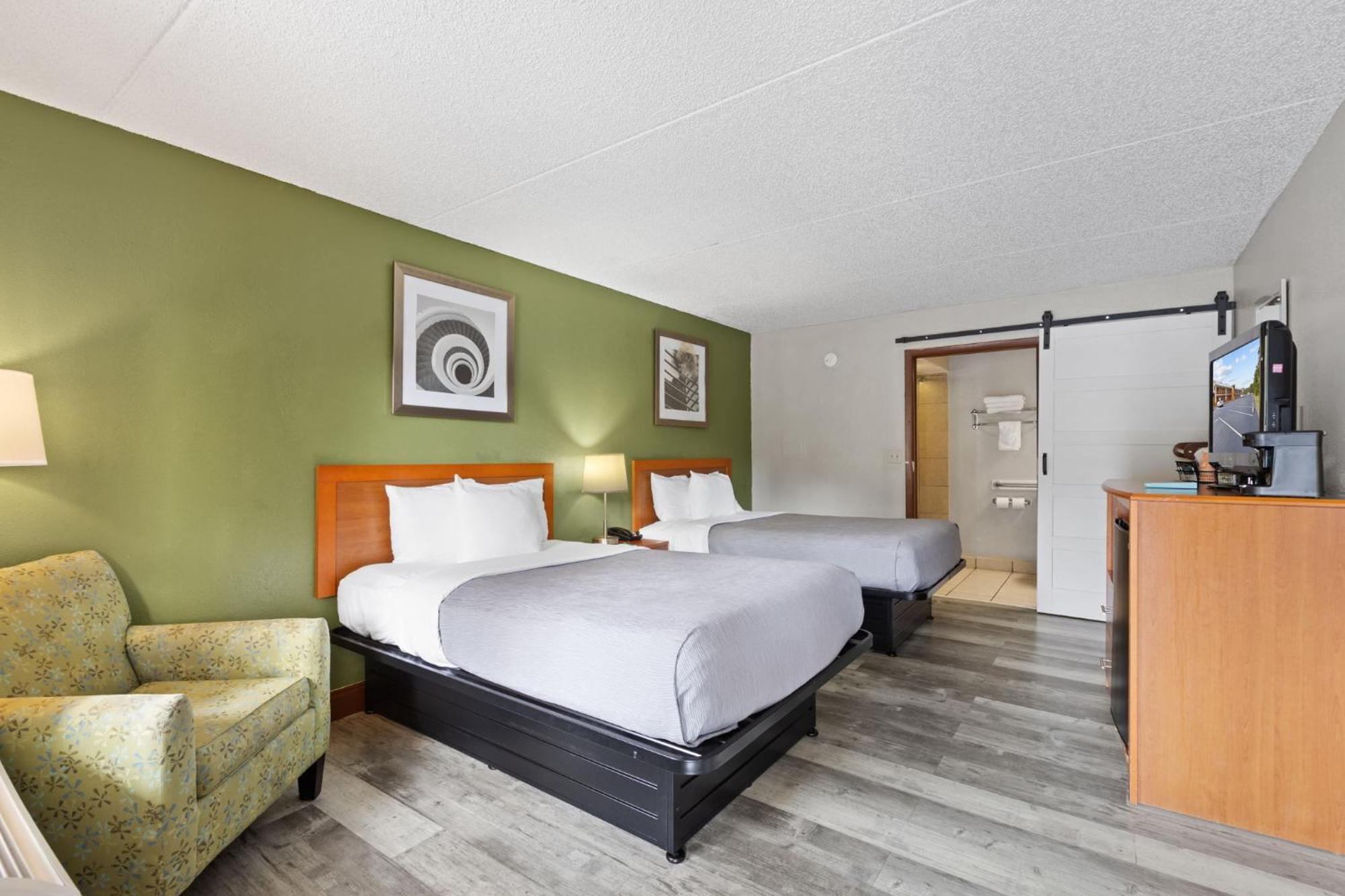 Double Room Two Double Beds Smoking